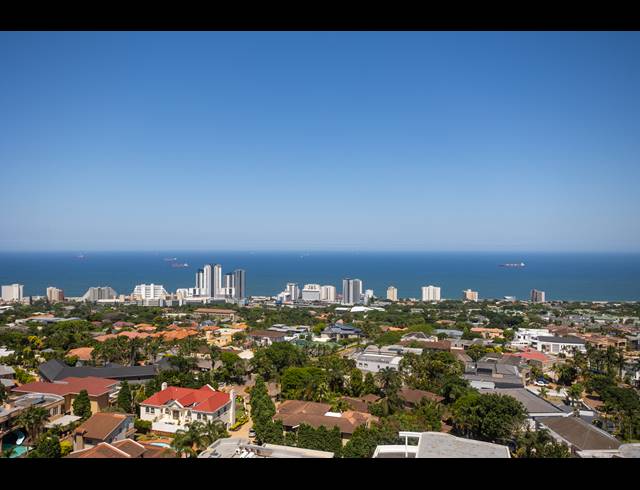 2 BEDROOM APARTMENT TO LET IN UMHLANGA CENTRAL